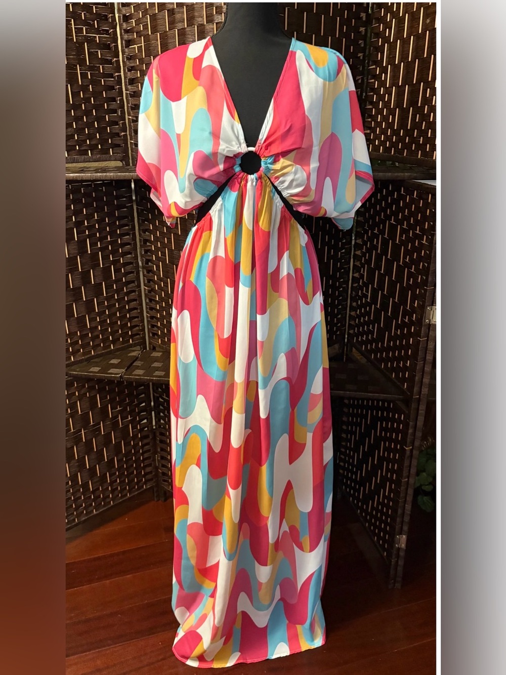 Colorwave V-Neck Maxi Dress with Ring Detail - Multicolor